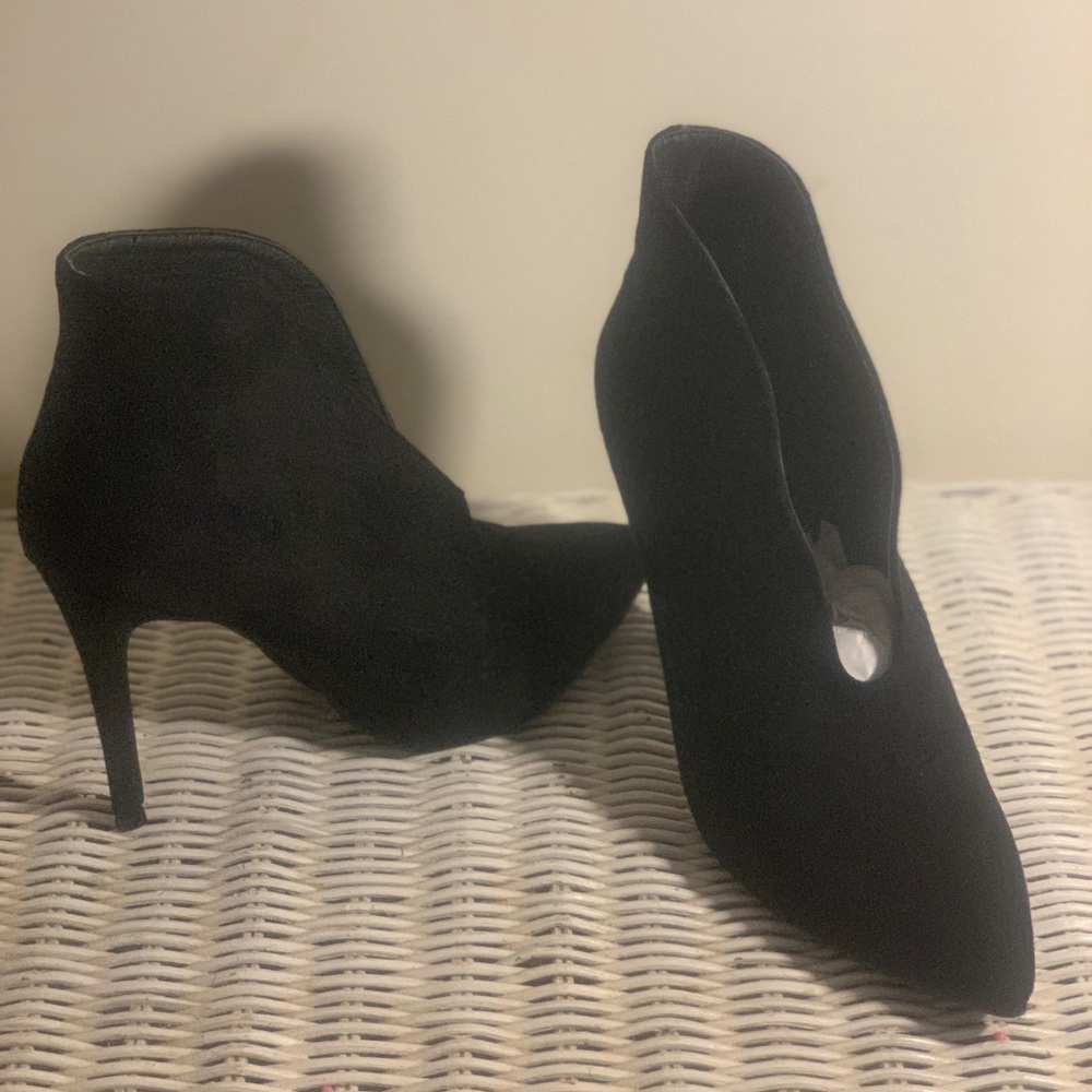 Booties - Picture 3 of 4